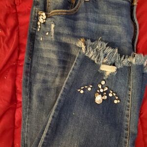 Bejeweled INC, Distressed Jeans